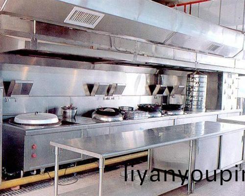 酒(jiu)店廚房設備(bei)迴收